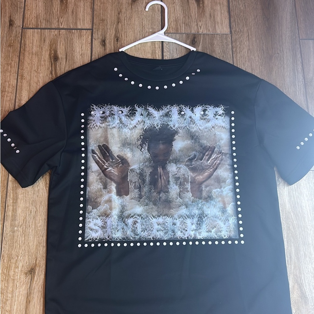 NFINITY Black Graphic Tee with Artistic Design